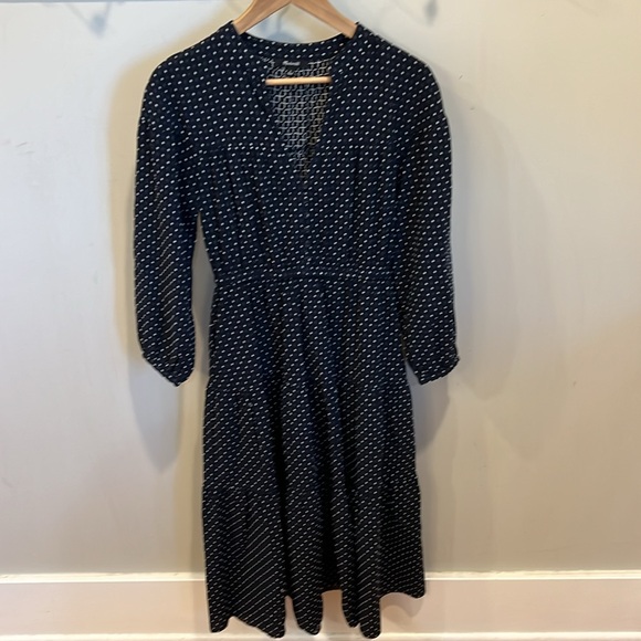 Madewell Dobby V-Neck Tiered Midi Dress Size Small - Picture 5 of 11